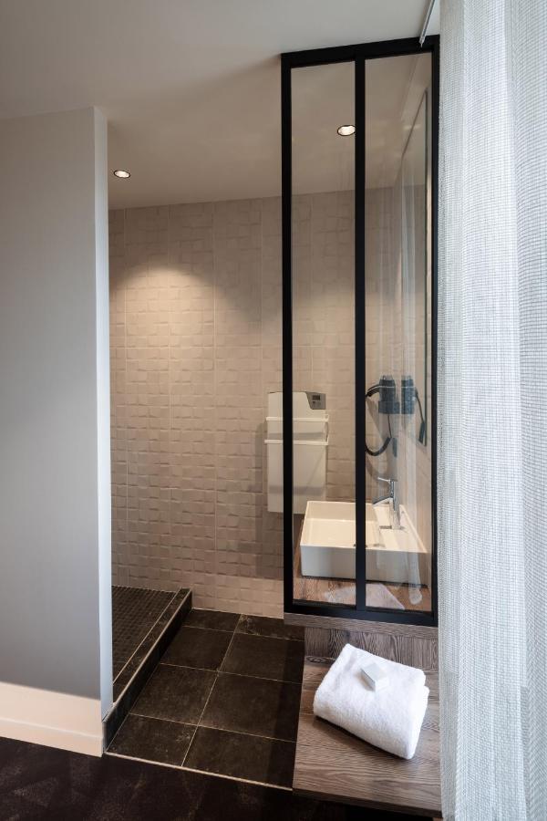Logis Hotel Parenthese, Restaurant & Spa Chille Bagian luar foto