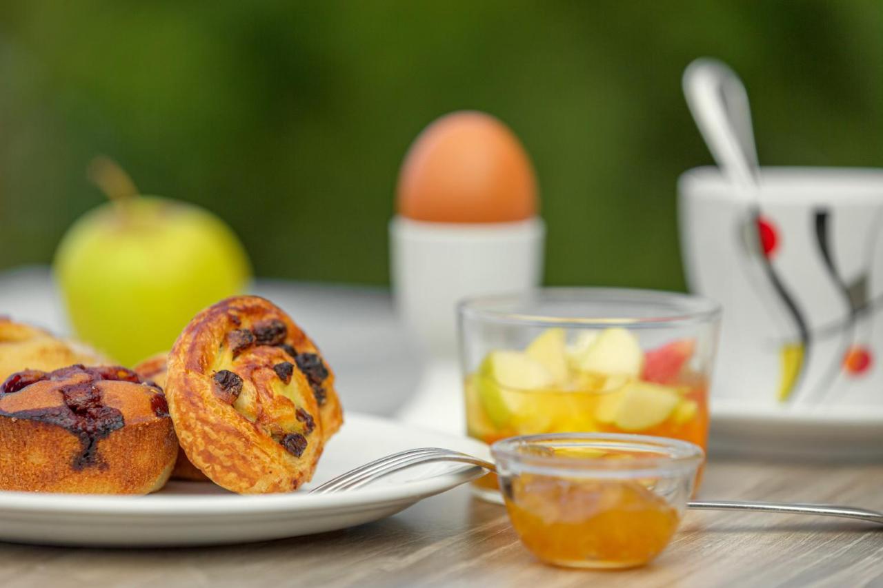 Logis Hotel Parenthese, Restaurant & Spa Chille Bagian luar foto