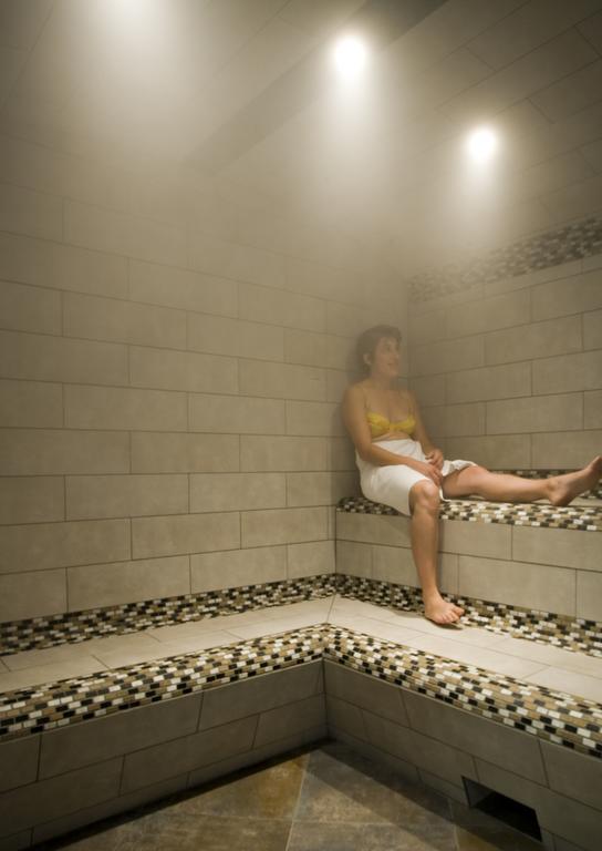 Logis Hotel Parenthese, Restaurant & Spa Chille Bagian luar foto