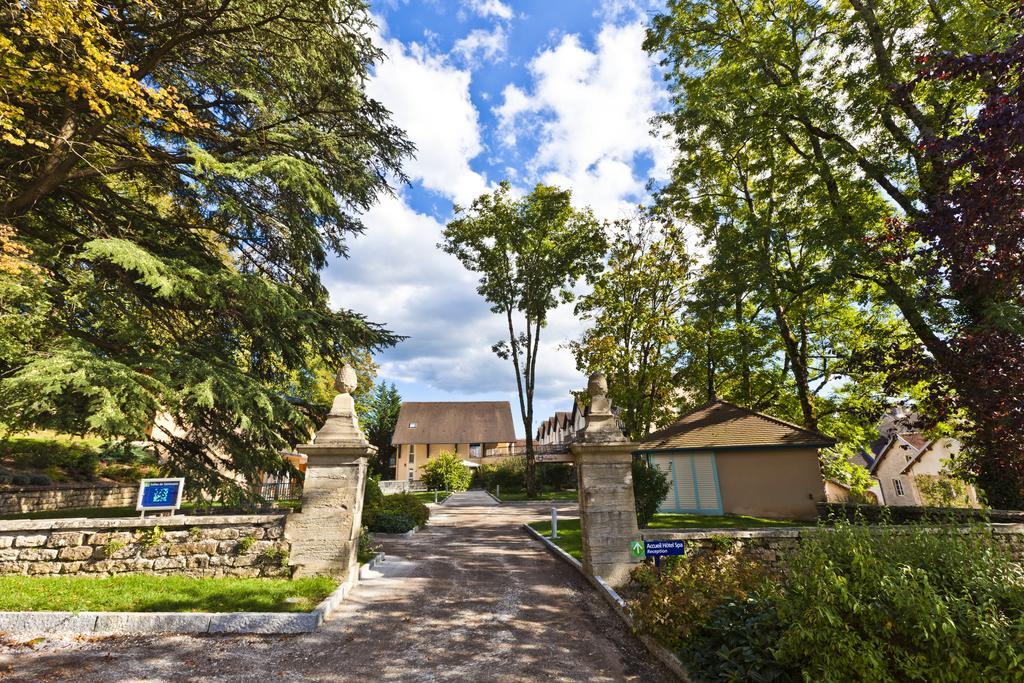 Logis Hotel Parenthese, Restaurant & Spa Chille Bagian luar foto