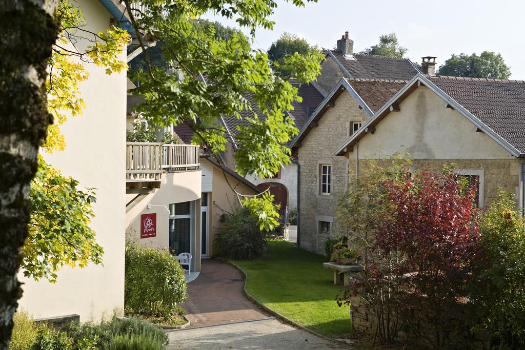 Logis Hotel Parenthese, Restaurant & Spa Chille Bagian luar foto