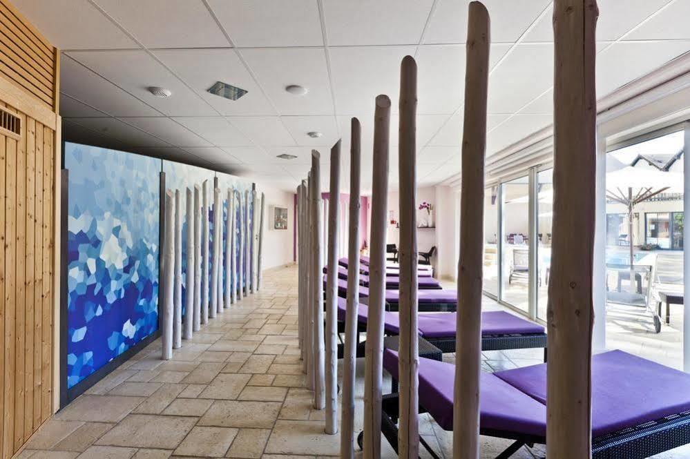 Logis Hotel Parenthese, Restaurant & Spa Chille Bagian luar foto
